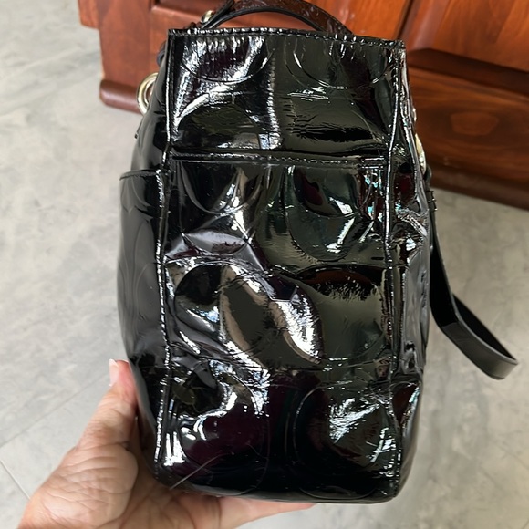 Coach  Vintage  black patent leather shoulder bag  small tote  Silvertone HW EUC - Picture 7 of 17